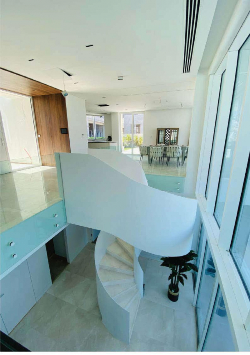 DENİZ MANZARALI LÜKS VİLLA